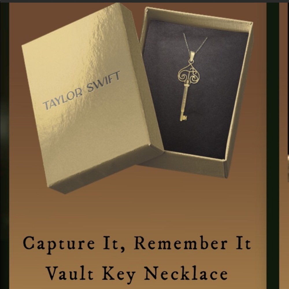 Taylor Swift necklace